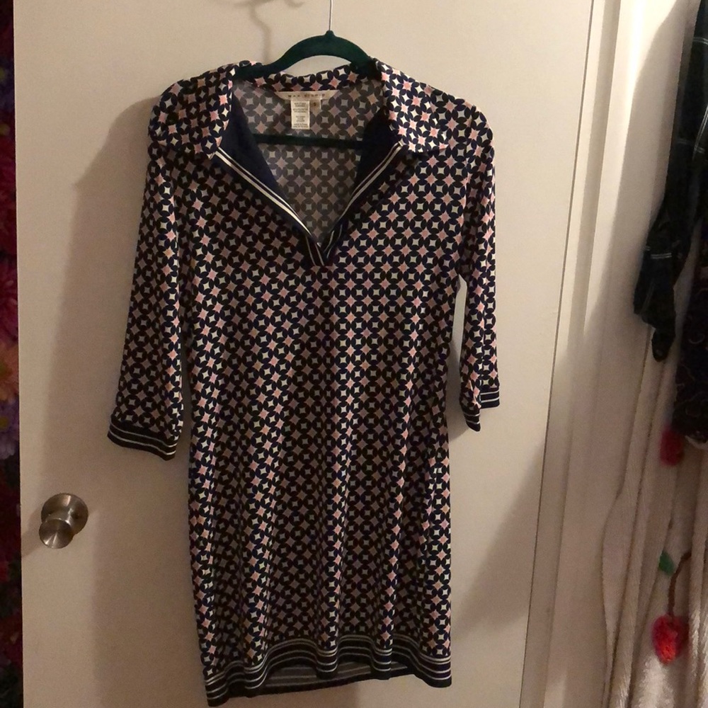 Adorable navy and pink patterned Max Studio Dress